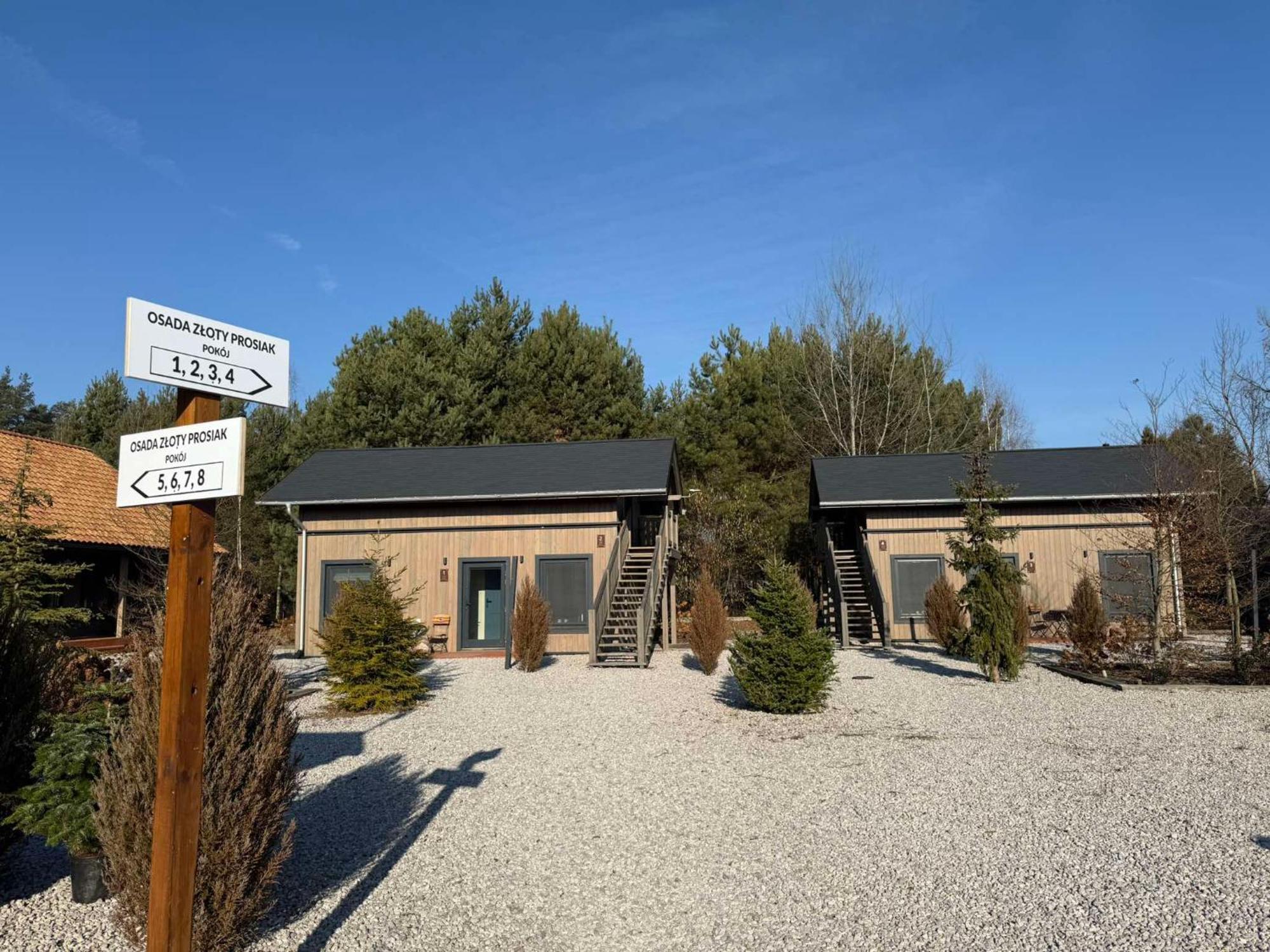 Hotel Oberza Pod Zlotym Prosiakiem Nieborów Exterior foto